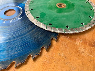 Circular saw blades