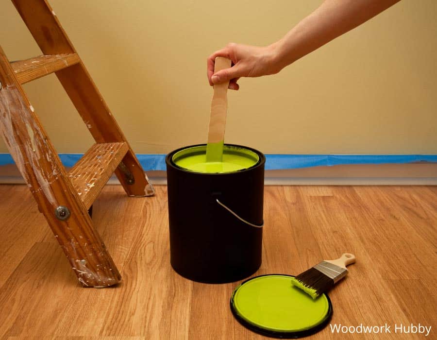 Can you mix wood paint with emulsion