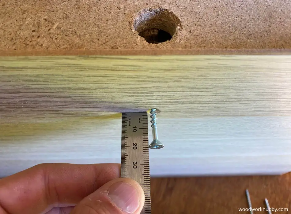 Screws used for Ikea floating shelves