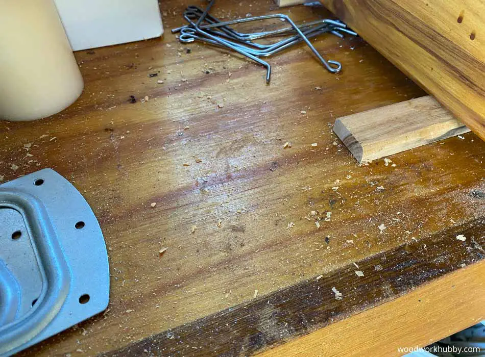 Sticky Linseed Oil Not Drying - Here Is Why 28 Linseed oil on workbench not drying